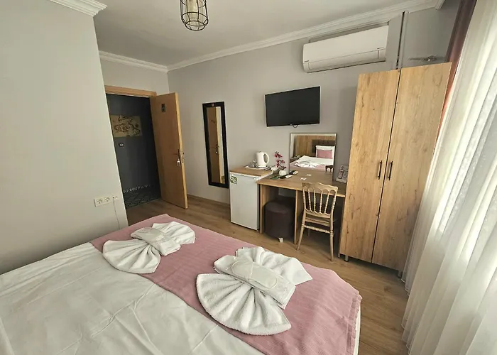 Grey Apartments & Suites - Old City